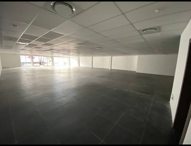 530M² OFFICE TO LET IN SOMERSET WEST CENTRAL